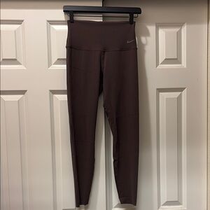 Brown Nike High Waist Zenvy 7/8 Leggings.